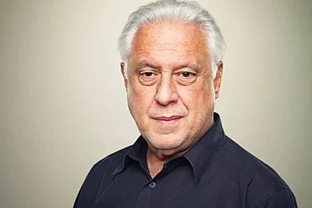 Antônio Fagundes toma decisão sobre convite para voltar à Globo Antônio Fagundes toma decisão sobre convite para voltar à Globo