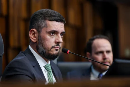 Assembleia do Rio vai soltar presidente preso, apostam aliados