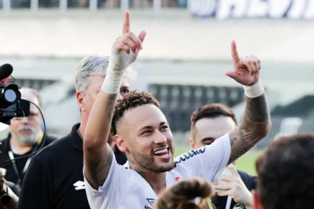 Brasileirão: Neymar se pronuncia após Santos se livrar do rebaixamento
