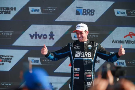 Brasiliense, Lucas Foresti celebra pódio na reinauguração do autódromo