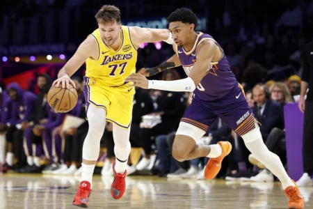 Duplo-duplo de Doncic e vitória do Cavs: confira os resultados na NBA