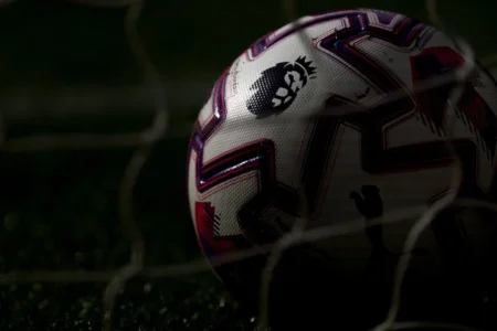 Ex-astro da seleção inglesa é preso suspeito de tentativa de estupro Ex-astro da seleção inglesa é preso suspeito de tentativa de estupro