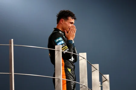 F1: Lando Norris comemora título com festa em Abu Dhabi. Assista