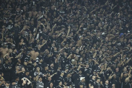 FPF proíbe a torcida Gaviões da Fiel de frequentar jogos de Corinthians: aqui para entende FPF proíbe a torcida Gaviões da Fiel de frequentar jogos de Corinthians: aqui para entende