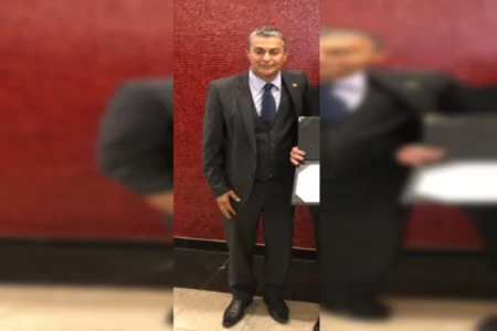 Homem que matou colega após briga por lotes e política vai a júri Homem que matou colega após briga por lotes e política vai a júri