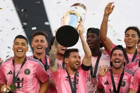 Messi é eleito o melhor jogador da MLS na temporada 2024/25.Vejavídeo Messi é eleito o melhor jogador da MLS na temporada 2024/25.Vejavídeo