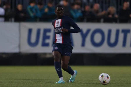 Promessa do PSG pode se aposentar aos 21 anos após sumir dos campos