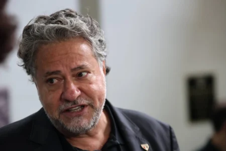 São Paulo é denunciado no Ministério Público por gestão temerária São Paulo é denunciado no Ministério Público por gestão temerária