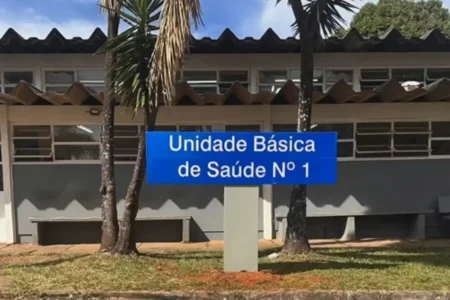 Técnica de enfermagem é agredida em UBS no DF e tem óculos quebrado