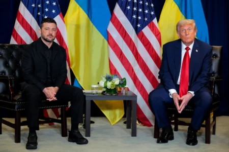 Trump cita entrave nas negociações: “Ucrânia tem problemas difíceis” Trump cita entrave nas negociações: “Ucrânia tem problemas difíceis”