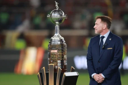 Última vaga direta para a Libertadores está em jogo; confira Última vaga direta para a Libertadores está em jogo; confira