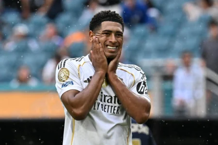 Arbeloa surpreende agora no Real Madrid deixando 4 estrelas fora