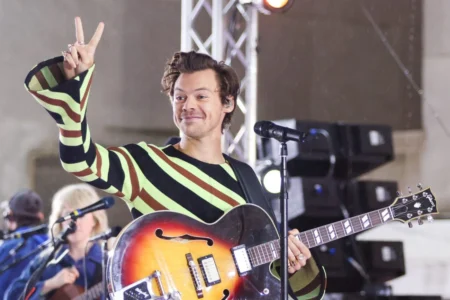 HS4: Harry Styles lança novo álbum agora HS4: Harry Styles lança novo álbum agora