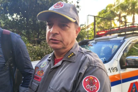 Bombeiros salvam 21 vidas intubadas em incêndio no InCor Bombeiros salvam 21 vidas intubadas em incêndio no InCor