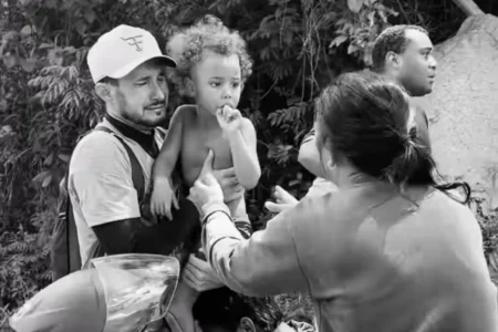 Menina desaparecida em MG reencontra família após 48 horas Menina desaparecida em MG reencontra família após 48 horas