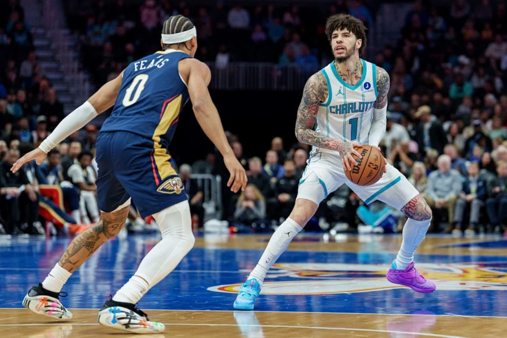 Charlotte encerra semana com surpreendente recuperação a 22 pontos contra New Orleans