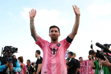 Newells Old Boys lança plano milionário para trazer Messi de volta hoje Newells Old Boys lança plano milionário para trazer Messi de volta hoje