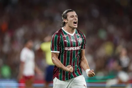 Fluminense iguala recorde de 16 vitórias seguidas em casa agora