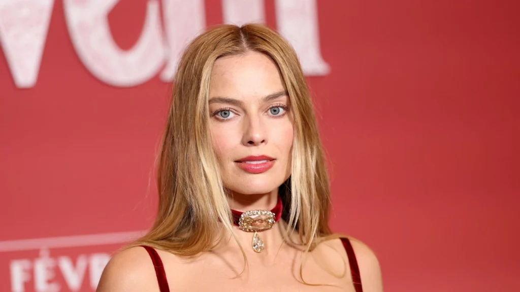 Margot Robbie revela presente tóxico que recebeu no início da carreira hoje Margot Robbie revela presente tóxico que recebeu no início da carreira hoje