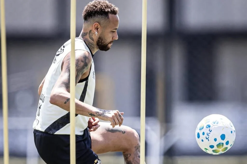 Neymar fora de dois jogos importantes; saiba quando volta a jogar Neymar fora de dois jogos importantes; saiba quando volta a jogar
