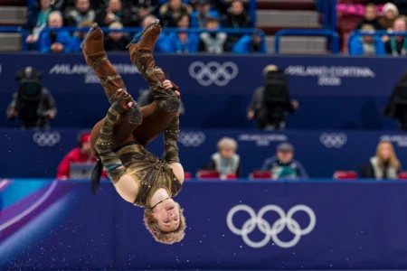Patinador Ilia Malinin vai à final após realizar movimento proibido por 50 anos agora Patinador Ilia Malinin vai à final após realizar movimento proibido por 50 anos agora