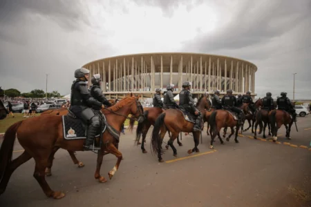 PMDF e SSP garantem sucesso da Supercopa com 71 mil torcedores seguros hoje PMDF e SSP garantem sucesso da Supercopa com 71 mil torcedores seguros hoje