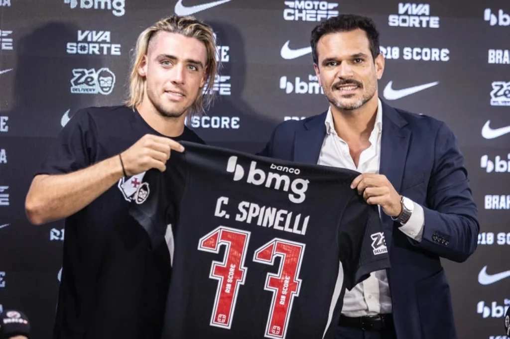 Vasco: Spinelli desembarca para superar recordes de Rayan e liderar a campanha de reforço