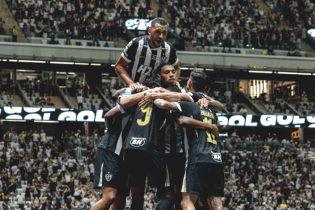 Atlético-MG Conquista Vaga de Vantagem com Dupla de Vitória no Copa do Brasil