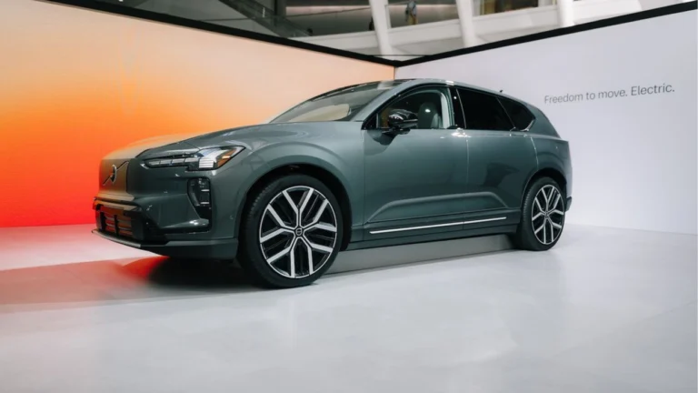 Casulo Colab lança experiência imersiva do Volvo EX60 em NY hoje