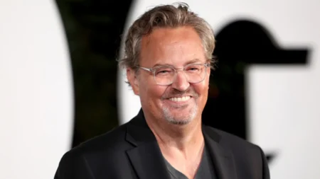 Assistente de Matthew Perry condenado a 41 meses por morte do ator com cetamina