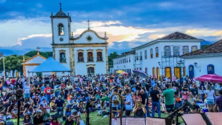 Bourbon Festival em Paraty oferece 12 horas diárias de jazz agora