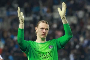 Safonov recebe oferta pornô antes da final da Champions League