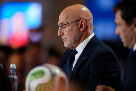 Luis de la Fuente Revela Tática Inédita na Copa Sem um Jogador do Real Madrid – Qual é o Motivo Luis de la Fuente Revela Tática Inédita na Copa Sem um Jogador do Real Madrid - Qual é o Motivo