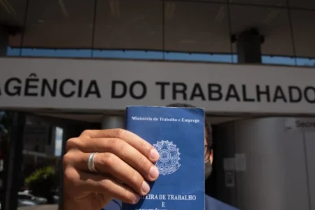 DF oferece 1622 vagas de emprego hoje com salários até R$ 3,5 mil