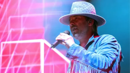 Jamiroquai volta ao Brasil agora em setembro 13 em São Paulo