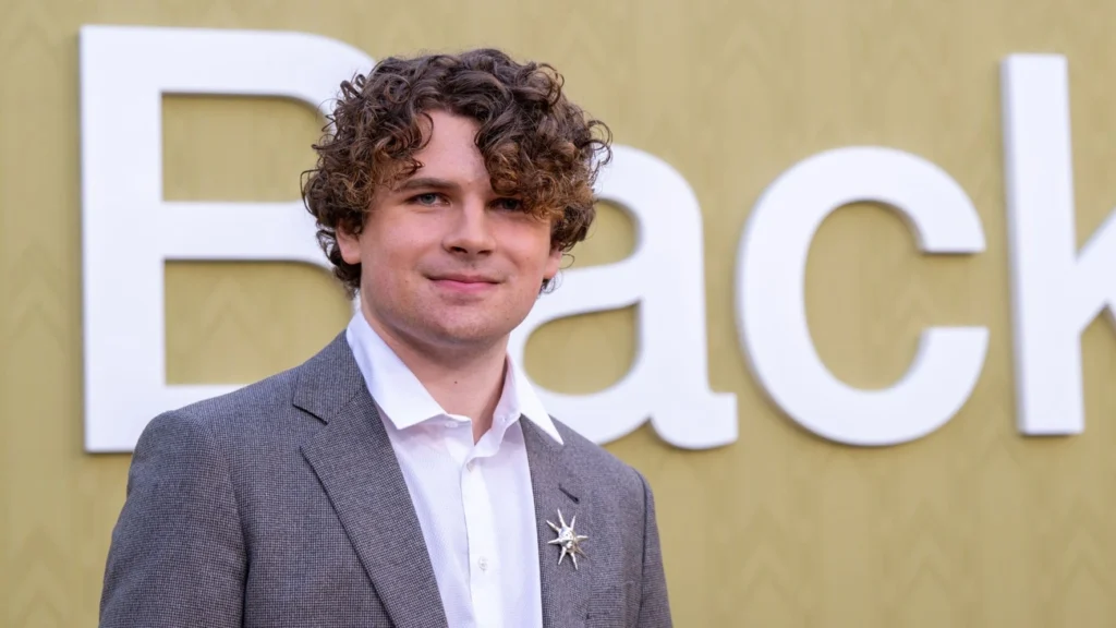 Kane Parsons pode bater recorde histórico agora com Backrooms Kane Parsons pode bater recorde histórico agora com Backrooms