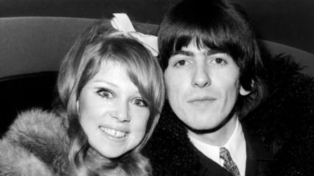 Pattie Boyd critica cinebiografias dos Beatles agora Pattie Boyd critica cinebiografias dos Beatles agora