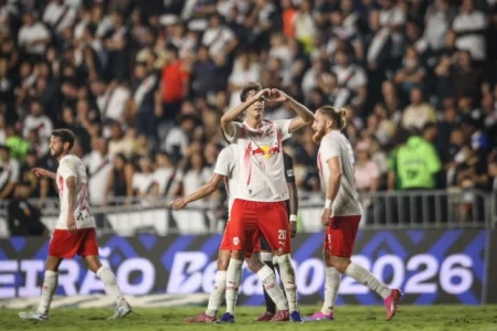Red Bull Bragantino destroi Vasco 3x0 e sobe para 5º lugar agora