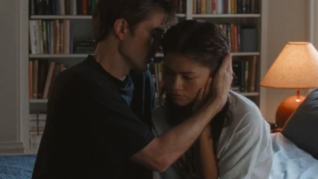 Robert Pattinson e Zendaya agora em filme sobre segredo obscuro que ameaça casamento perfeito Robert Pattinson e Zendaya agora em filme sobre segredo obscuro que ameaça casamento perfeito
