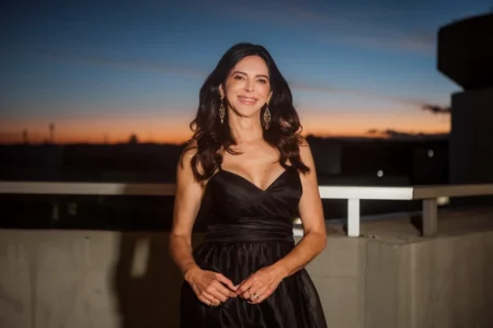 Soraia Tupinambá festeja aniversário agora em cobertura icônica de Brasília